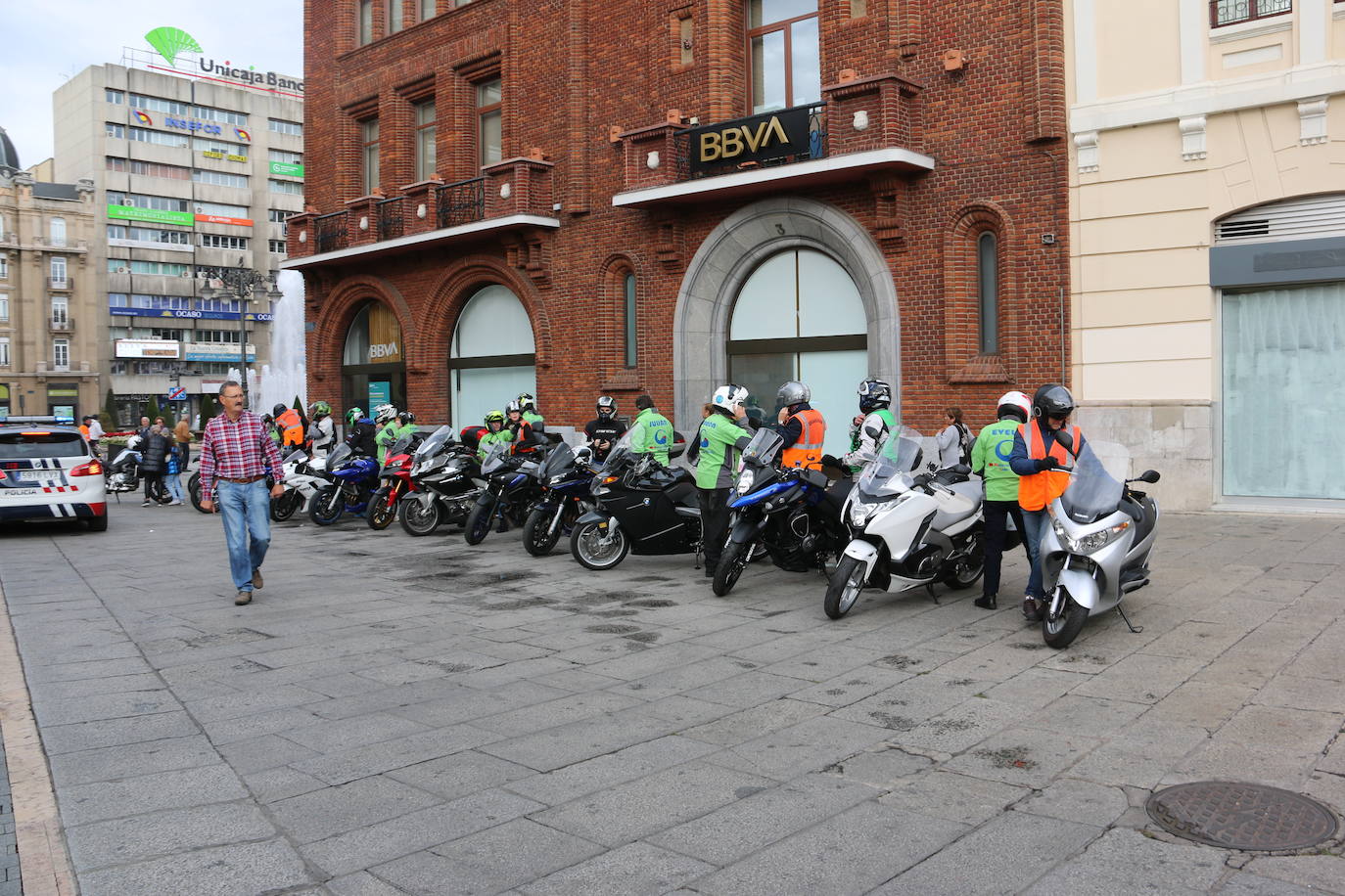 Marcha solidaria de Moteros Solidarios en favor de la Hermandad de Donantes de Sangre de León.