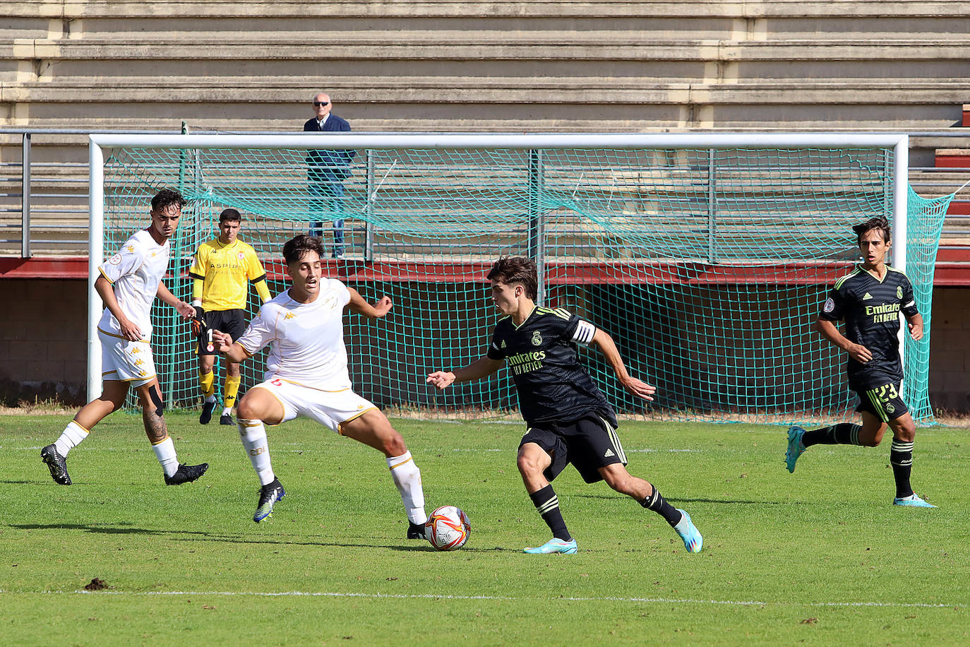 Cultural Leonesa Juvenil - Real Madrid 