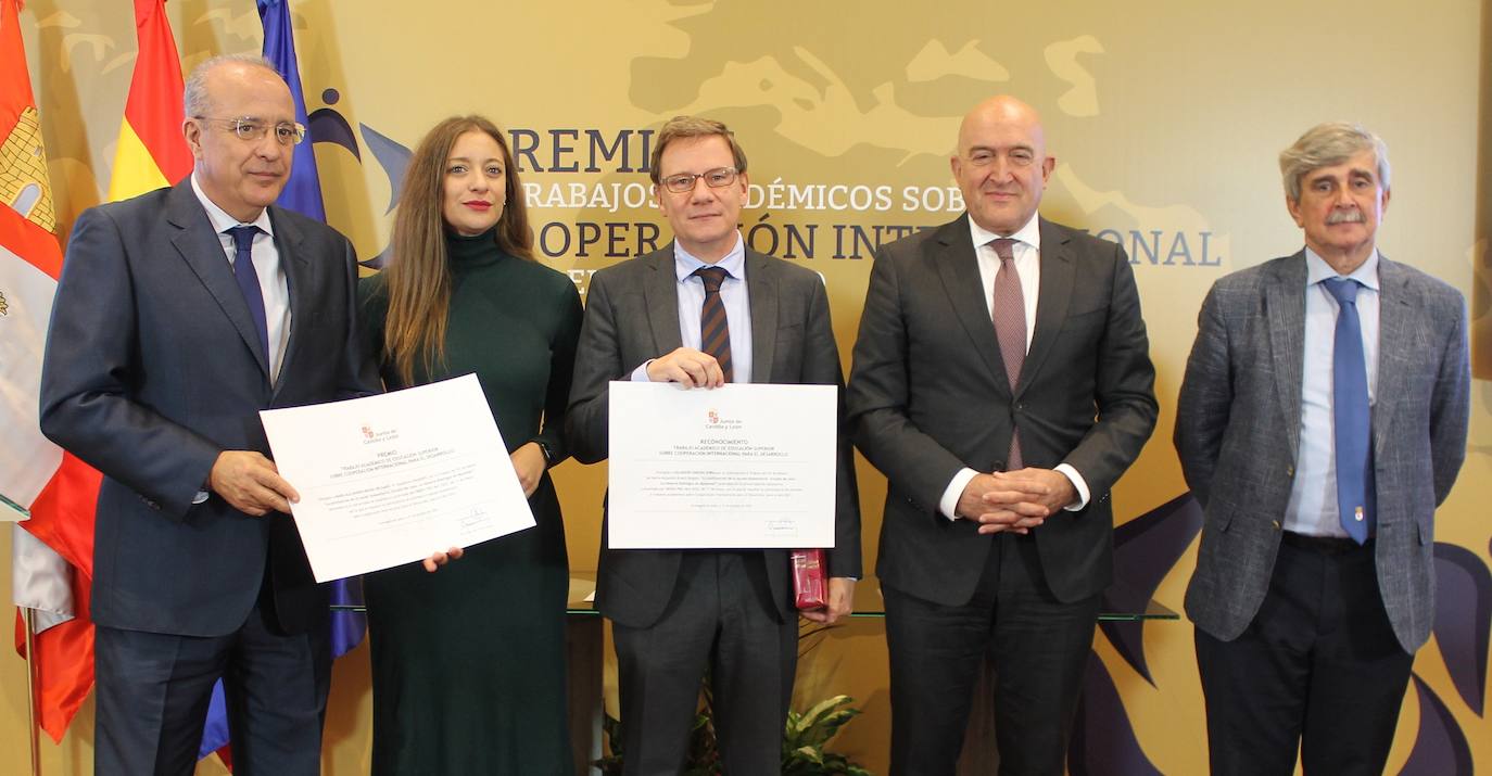 Acto de entrega de los premios a los trabajos sobre cooperación internacional al desarrollo.