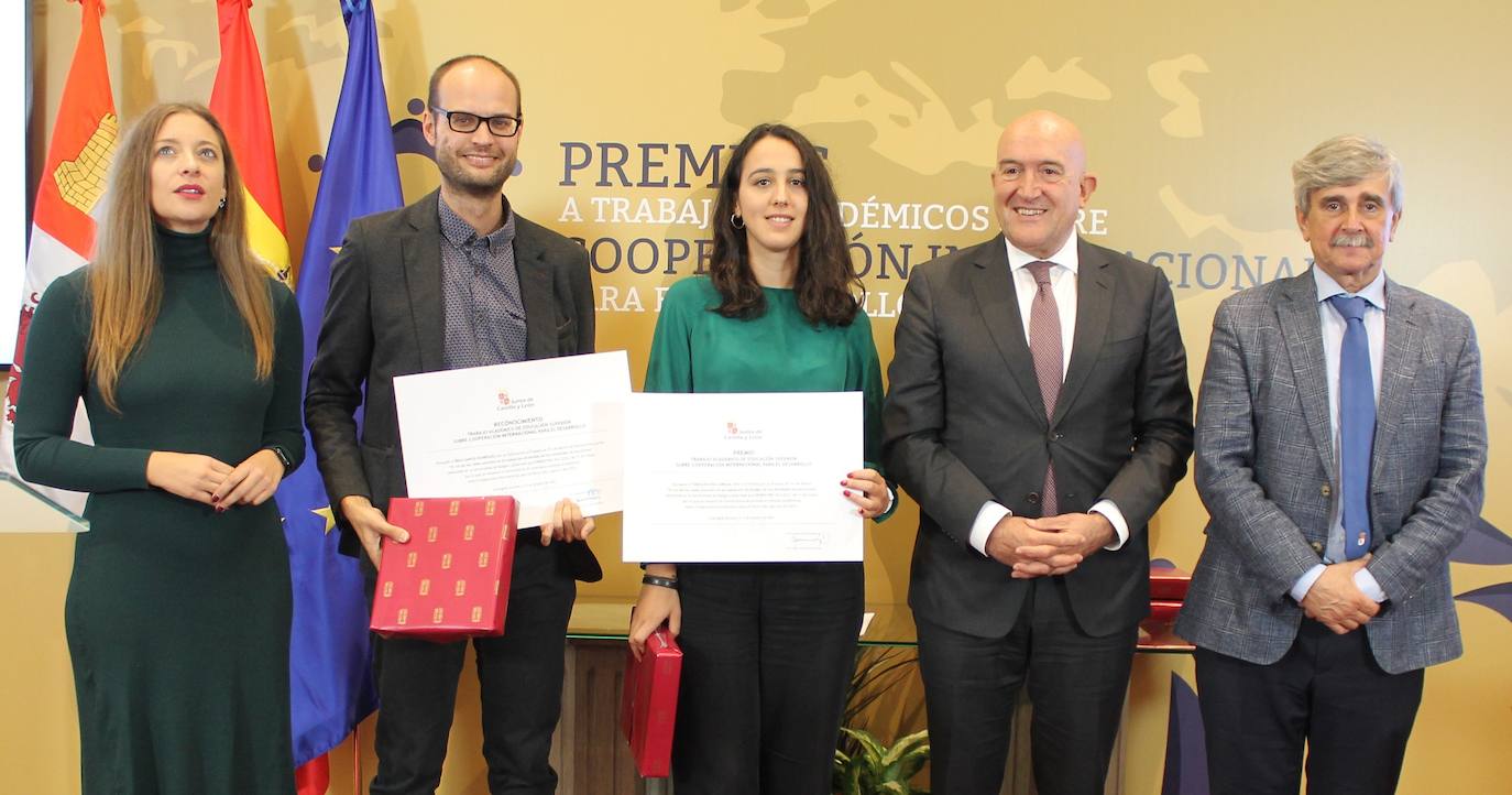 Acto de entrega de los premios a los trabajos sobre cooperación internacional al desarrollo.