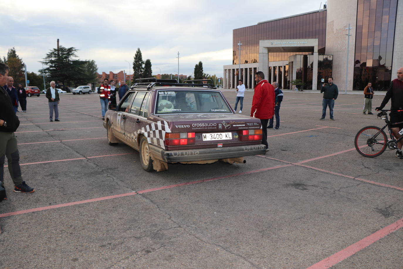 Llegada a meta de la III Iberian Classic Raid en León. 