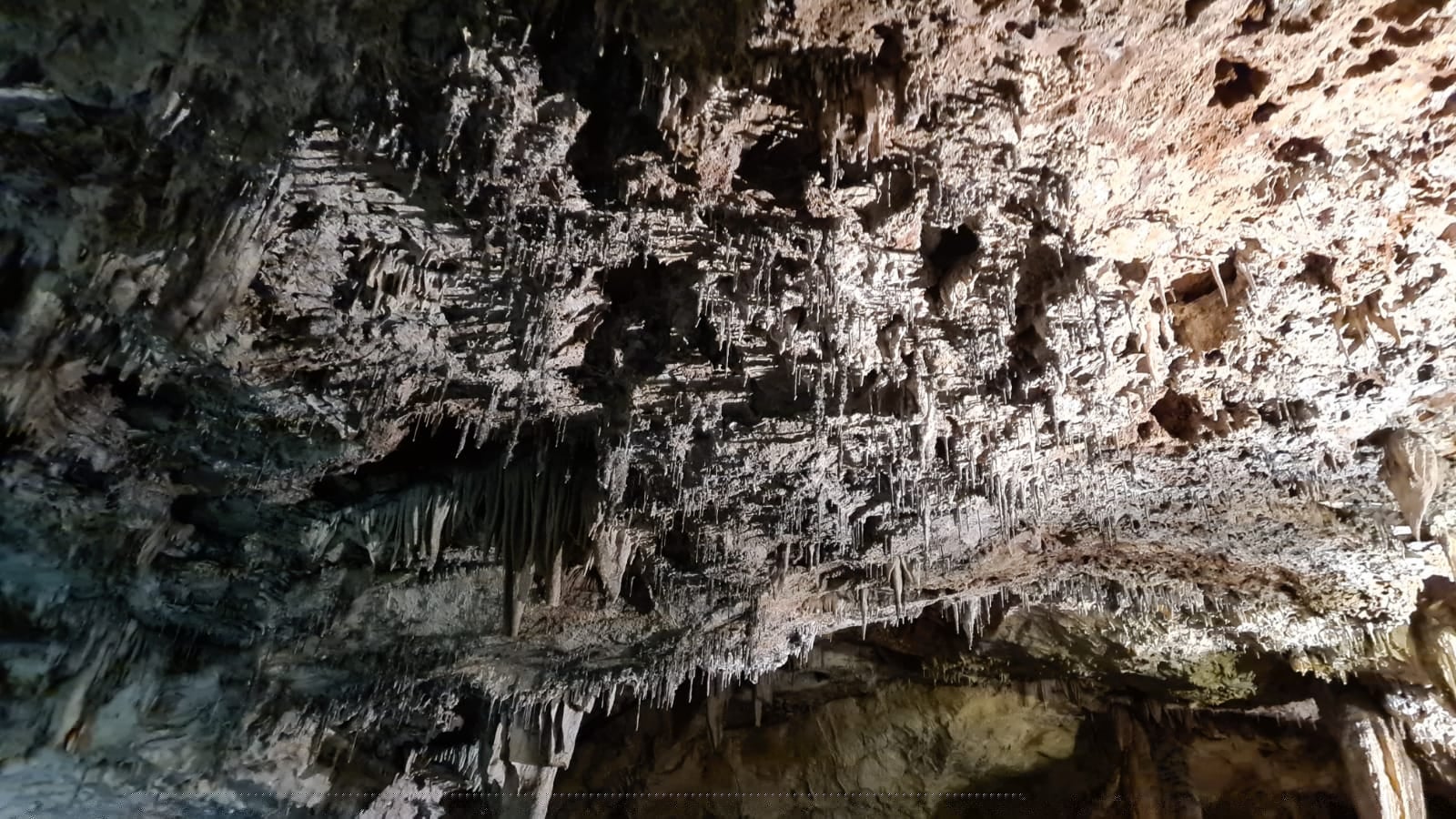 Fotos: Visita a las cuevas de Valporquero
