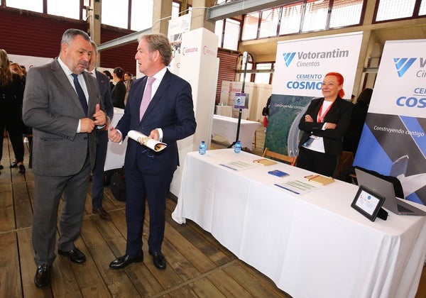 Inauguración de la III Feria del Empleo y el Emprendimiento del Bierzo.