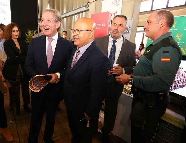 Inauguración de la III Feria del Empleo y el Emprendimiento del Bierzo.