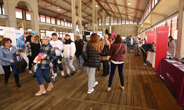 Inauguración de la III Feria del Empleo y el Emprendimiento del Bierzo.
