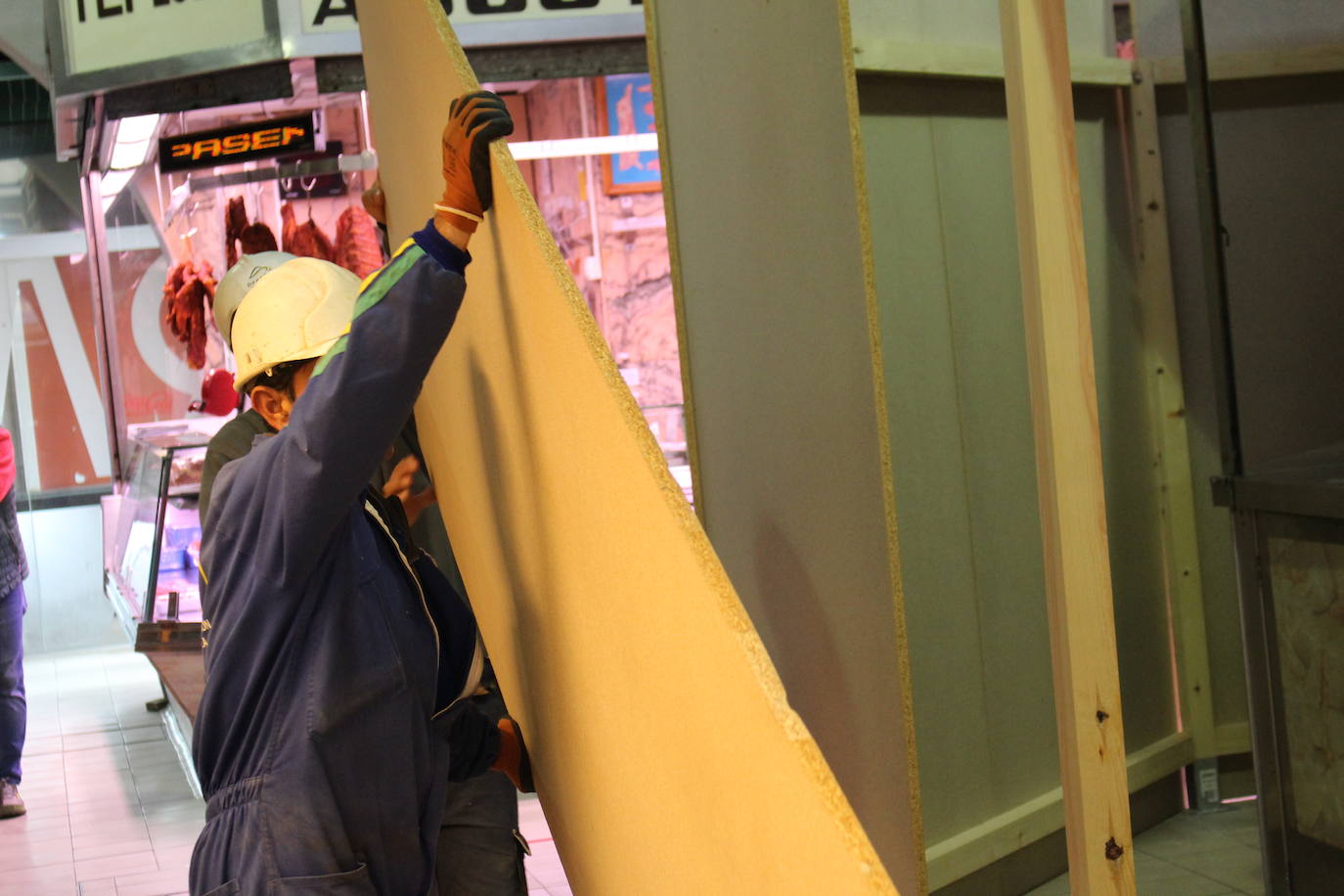 Fotos: Obras en el Mercado del Conde Luna