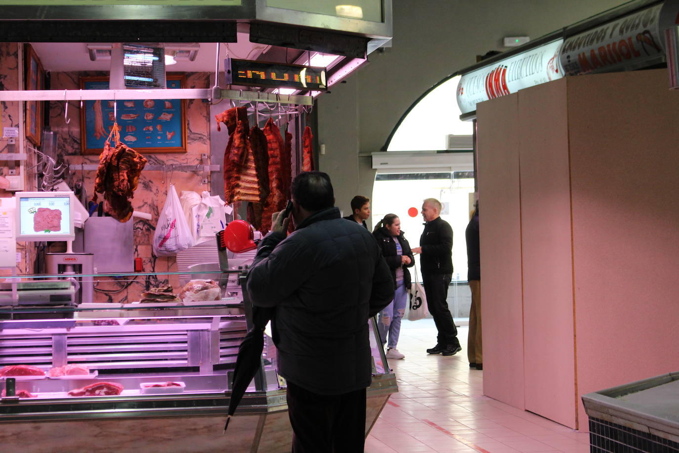 Fotos: Obras en el Mercado del Conde Luna