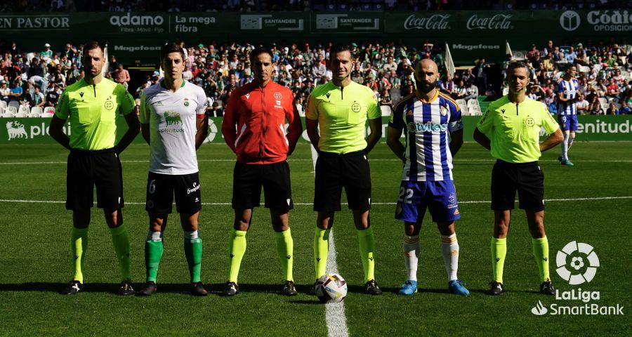 El conjunto berciano se mide al Racing en el partido correspondiente a la jornada 12 de LaLiga SmartBank