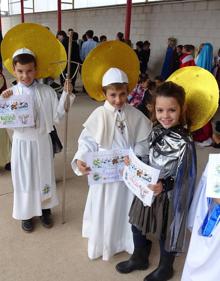 Imagen secundaria 2 - El colegio Peñacorada celebra Holywins como fiesta de la vida