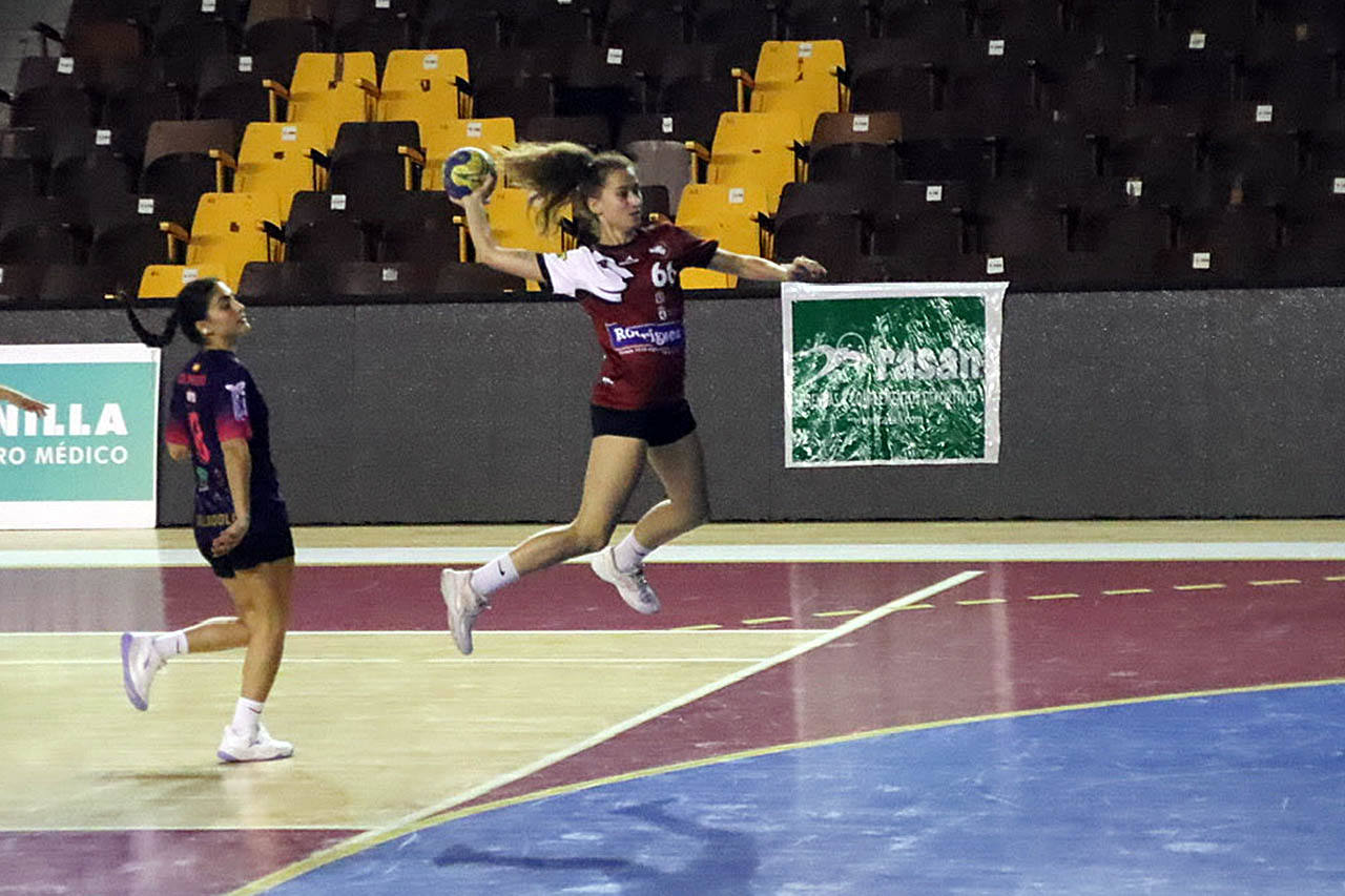 El Cleba gana al conjunto de Valladolid y accede a la final de la Copa Castilla y León de Balonmano.