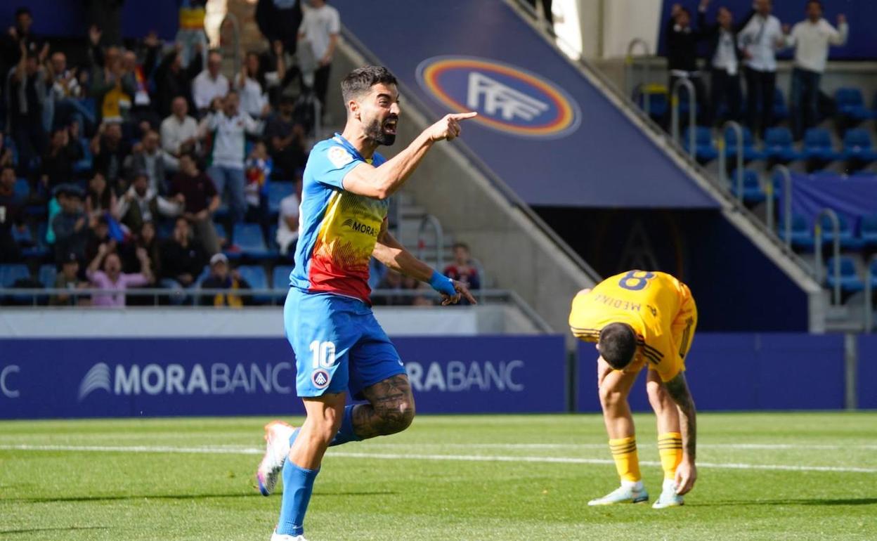 El partido se celebra en el estadio del Principado desde las dos de la tarde de este sábado.