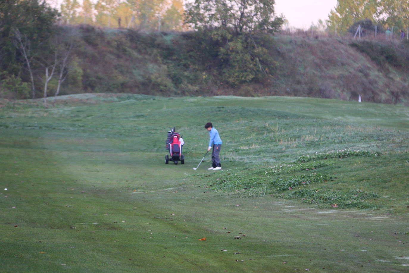 Fotos: Sesión de tarde en el II Torneo de Golf Leonoticias