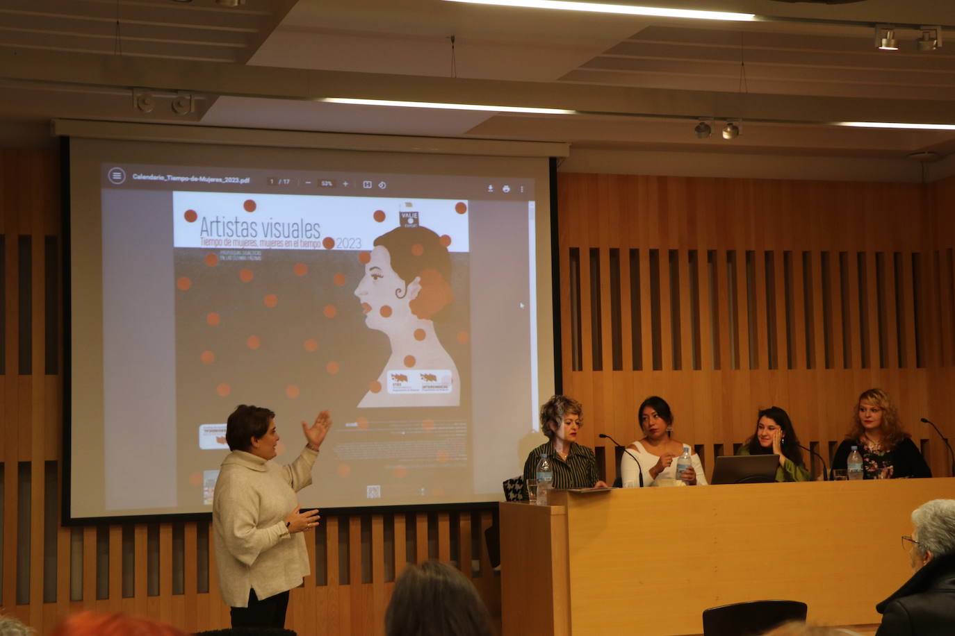 Presentación del calendario 'Tiempo de mujeres, mujeres en el tiempo' que tendrá como protagonistas a artistas visuales.