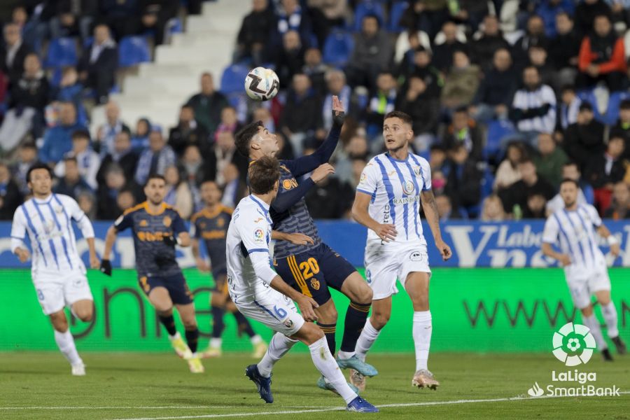 El conjunto berciano cae en el partido disputado ante el Leganés en territorio madrileño