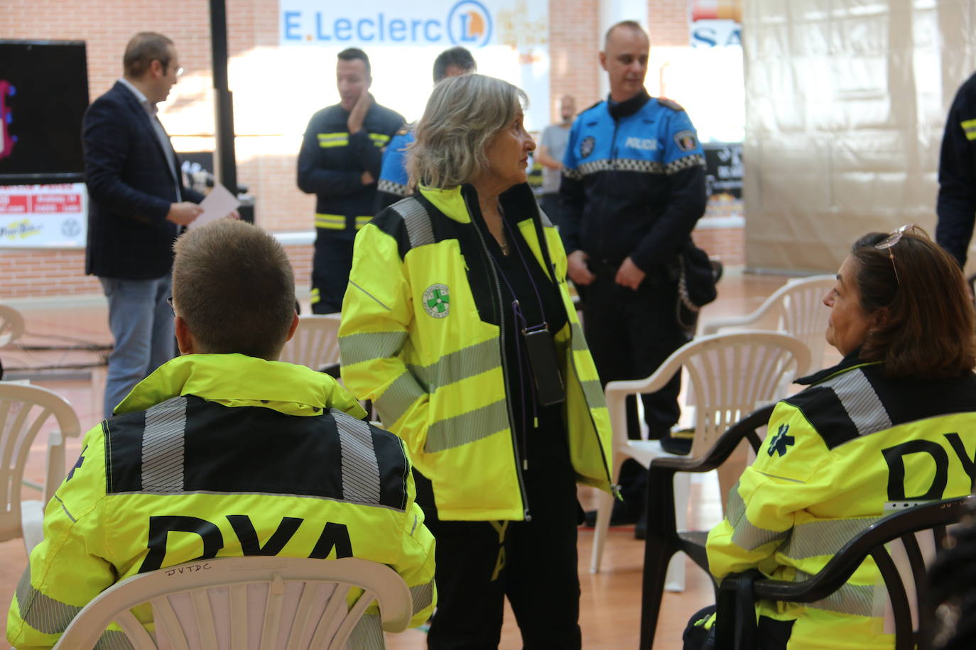 Entrega de reconocimientos a los agentes que participaron de forma activa en la lucha contra la pandemia en León.