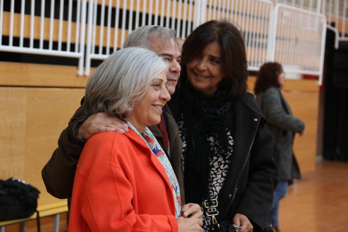 Entrega de reconocimientos a los agentes que participaron de forma activa en la lucha contra la pandemia en León.