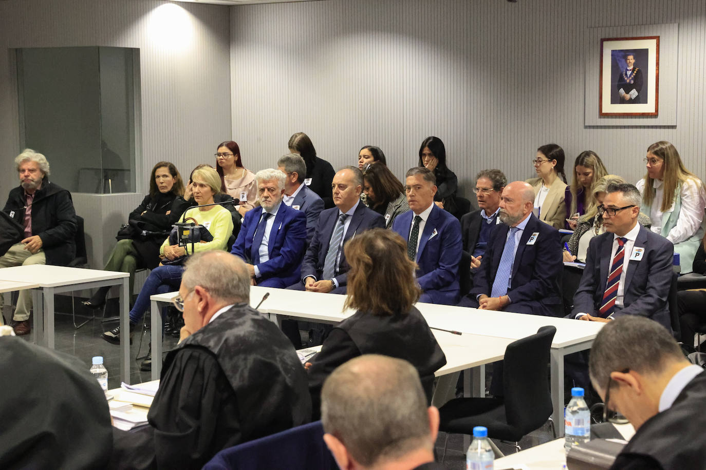 El juicio por la Púnica en León se inicia con las defensas reclamando vulneración de derechos. Las defensas de Marcos Martínez, Pedro Vicente Sánchez y Manuel Jesús López aseguran que durante el juicio se verificará la inocencia de sus representados.