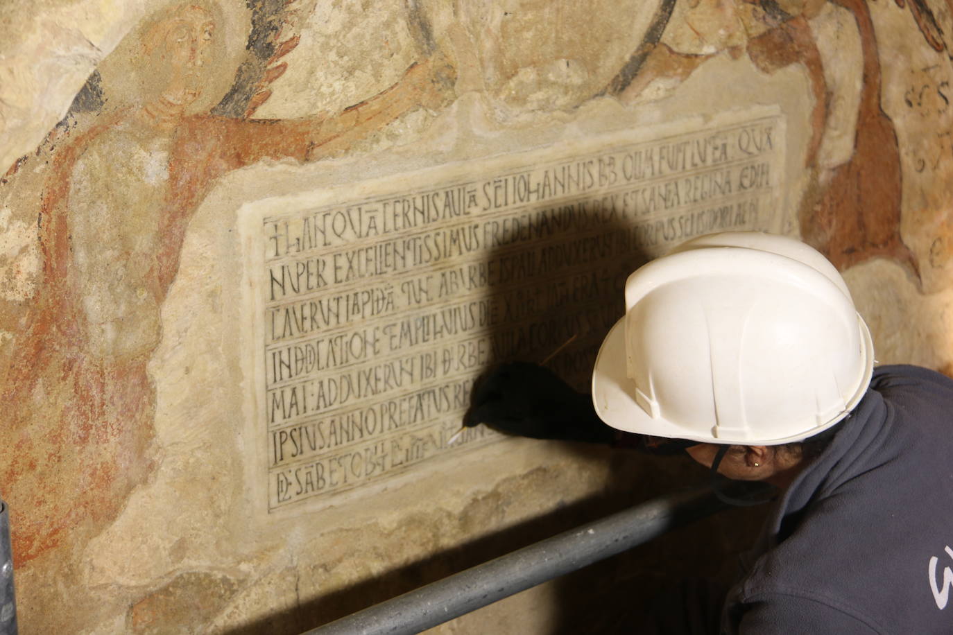 Visita a la restauración de las pinturas del Panteón Real de la Colegiata de San Isidoro