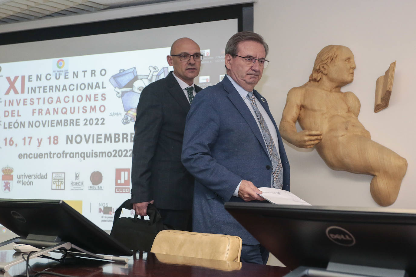 El secretario de Estado de Memoria Democrática, Fernando Martínez López, ofrece la ponencia de clausura de los XI Encuentro Internacional de Investigadores del Franquismo.