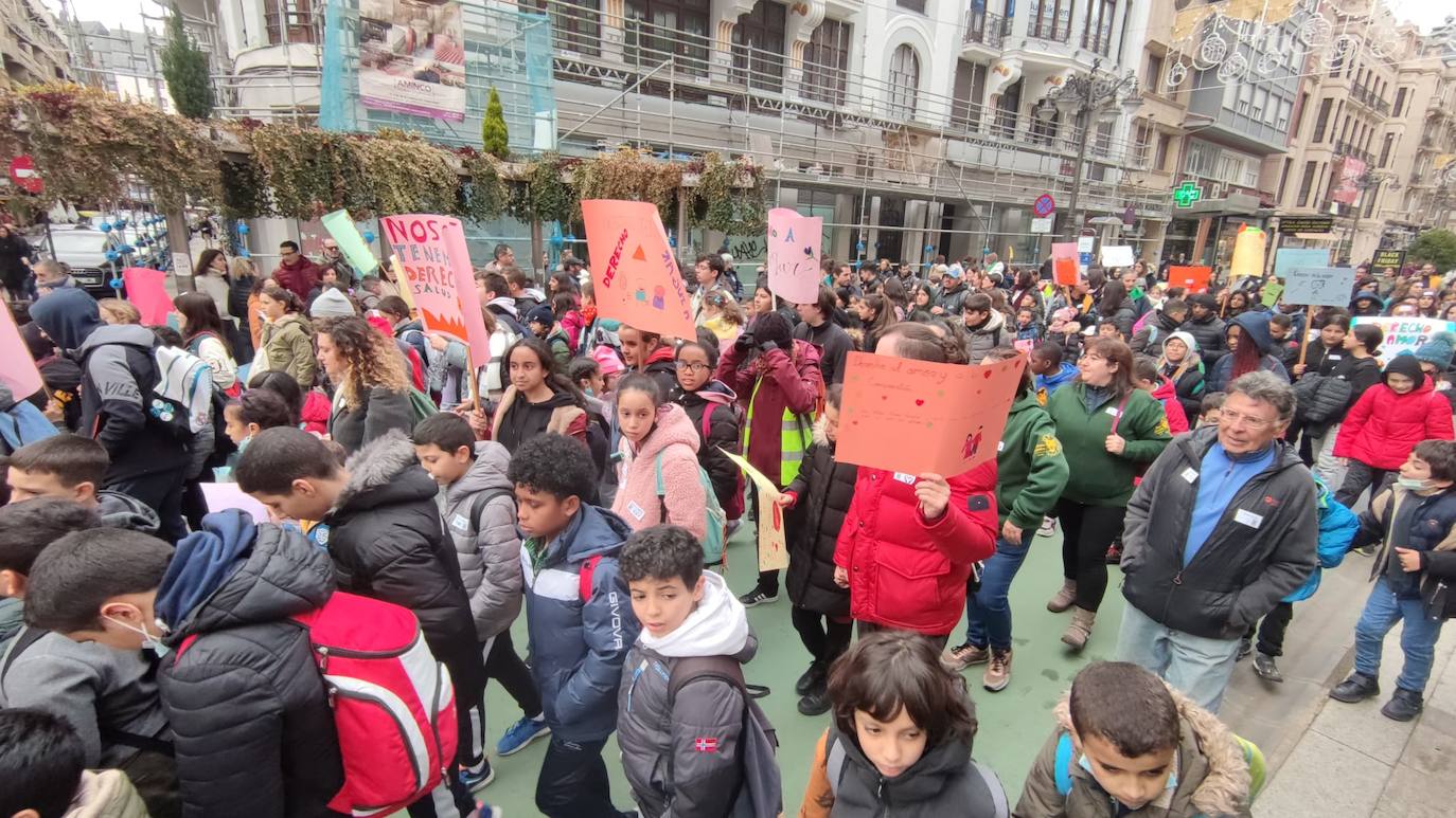 Fotos: Por los derechos de los niños en León