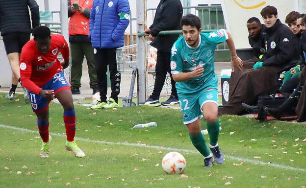 Galería. David Álvarez, en una acción de partido.