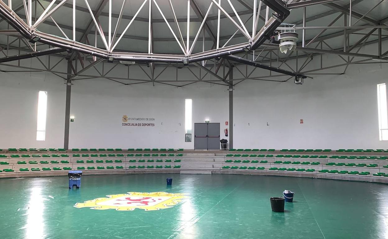 UPL exige al Ayuntamiento la reparación urgente del luchódromo, el cual presenta «goteras»