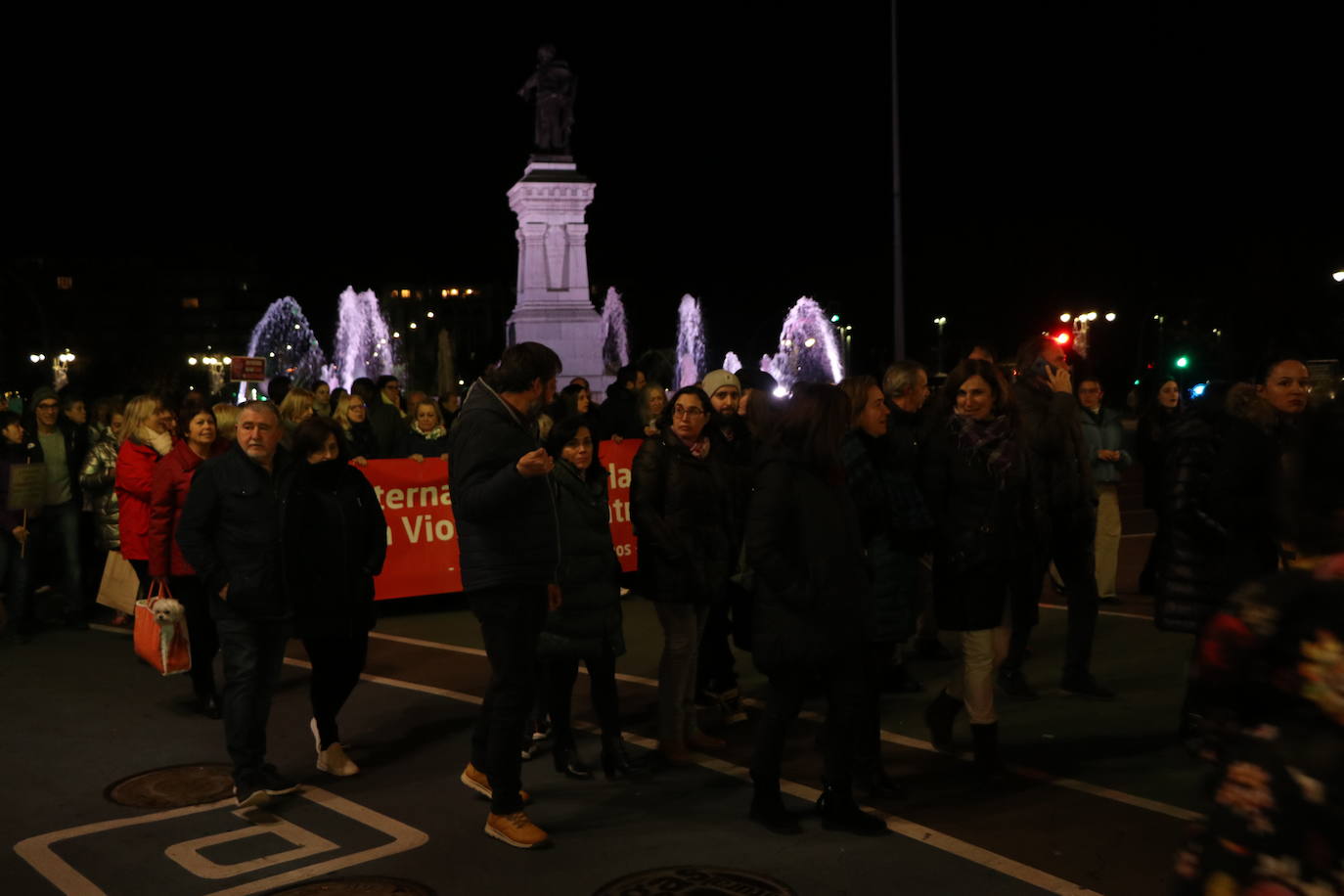 Algunos de los manifestantes de este 25N en la capital leonesa. 