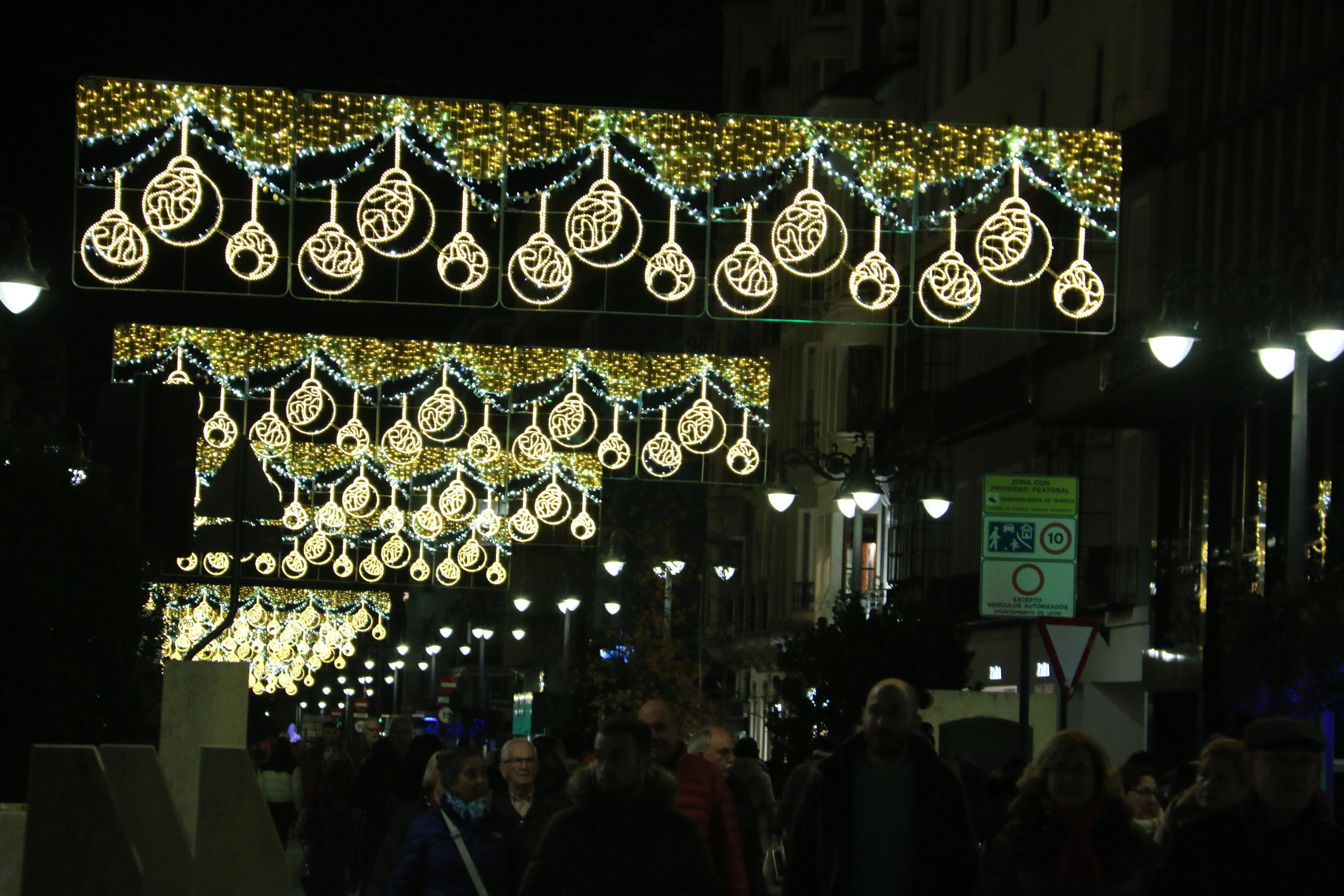 Fotos: Encendido navideño en León