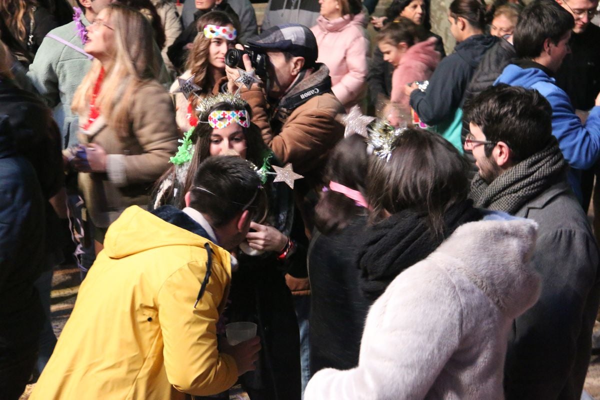 La localidad facundina ha celebrado este sábado una nochevieja anticipada para fomentar el turismo de la villa.