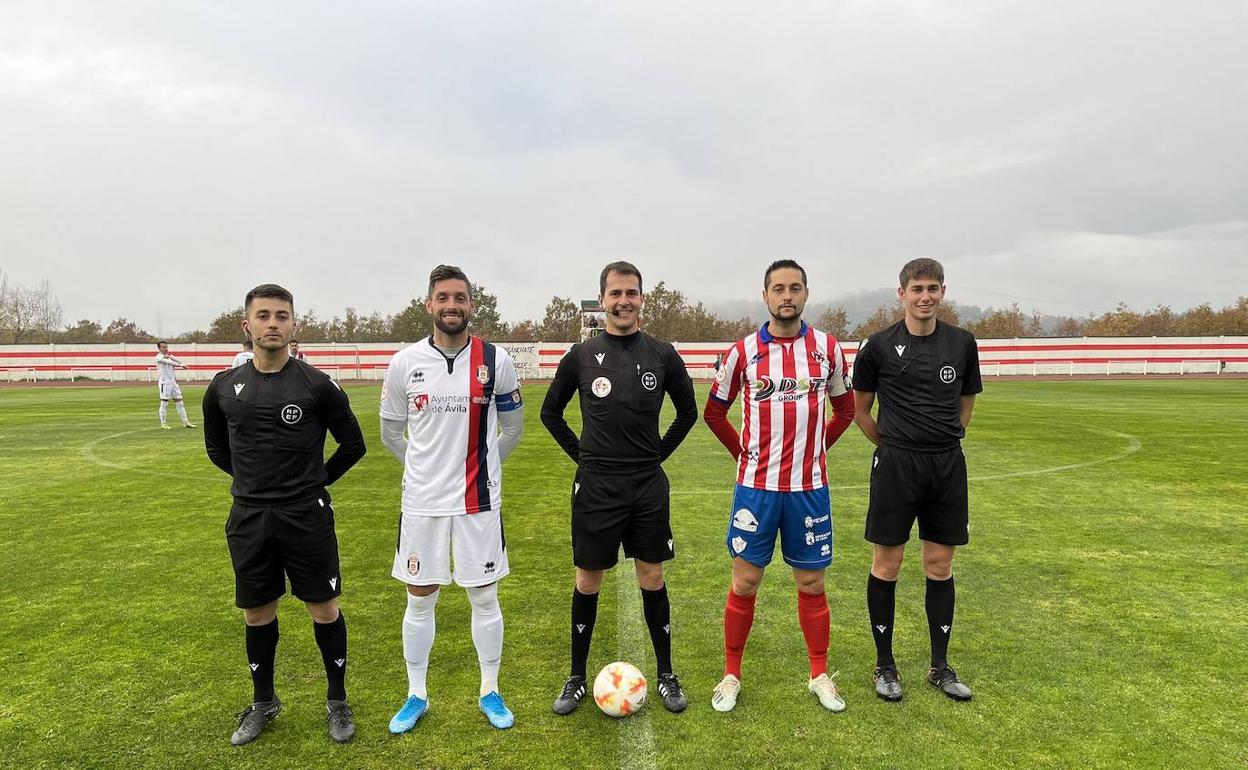 Empate a cero entre el Atlético Bembibre y el Real Ávila en un partido que careció de ocasiones claras.