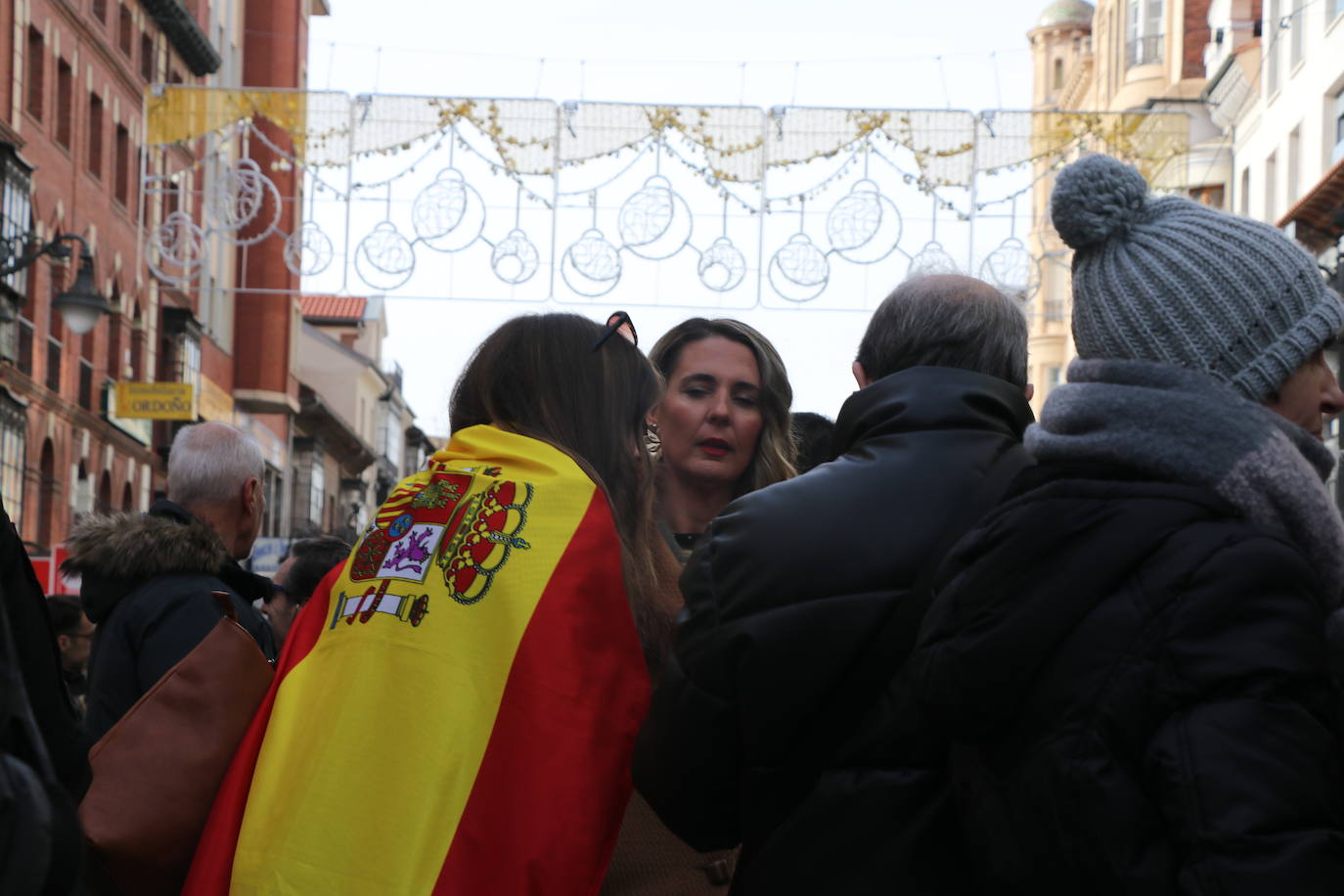 Vox sale a la calle en León para pedir elecciones generales.