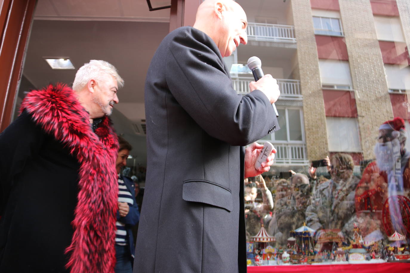 Antonio Canales, José Antonio Diez y Juan López llevan la Navidad hasta la Palomera.