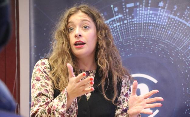 Galería. Ester Muñoz, en el plató de leonoticias.