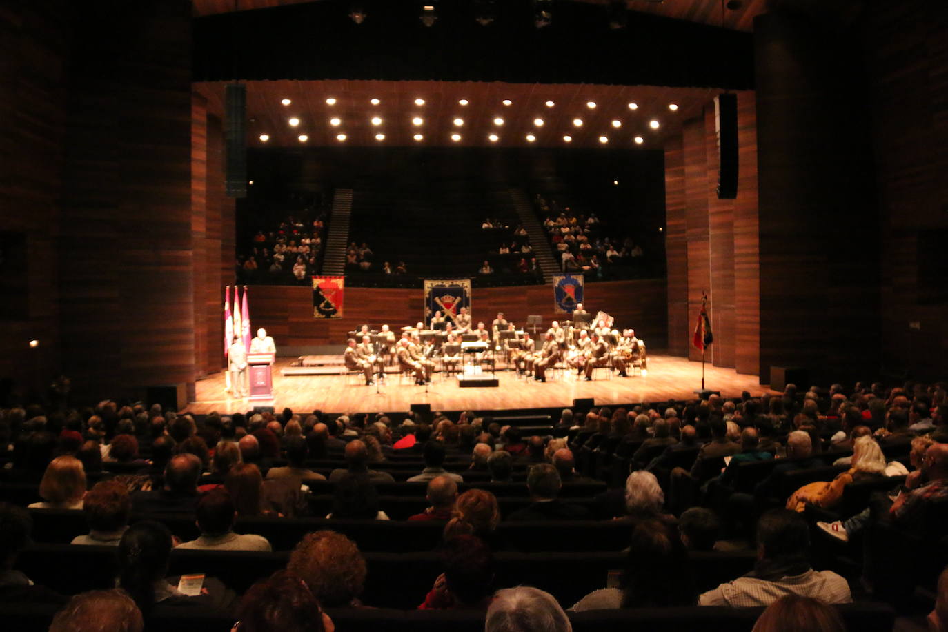 La Unidad de Música del Maca ha rendido homenaje a su patrona, este martes en el Auditorio 'Ciudad de León