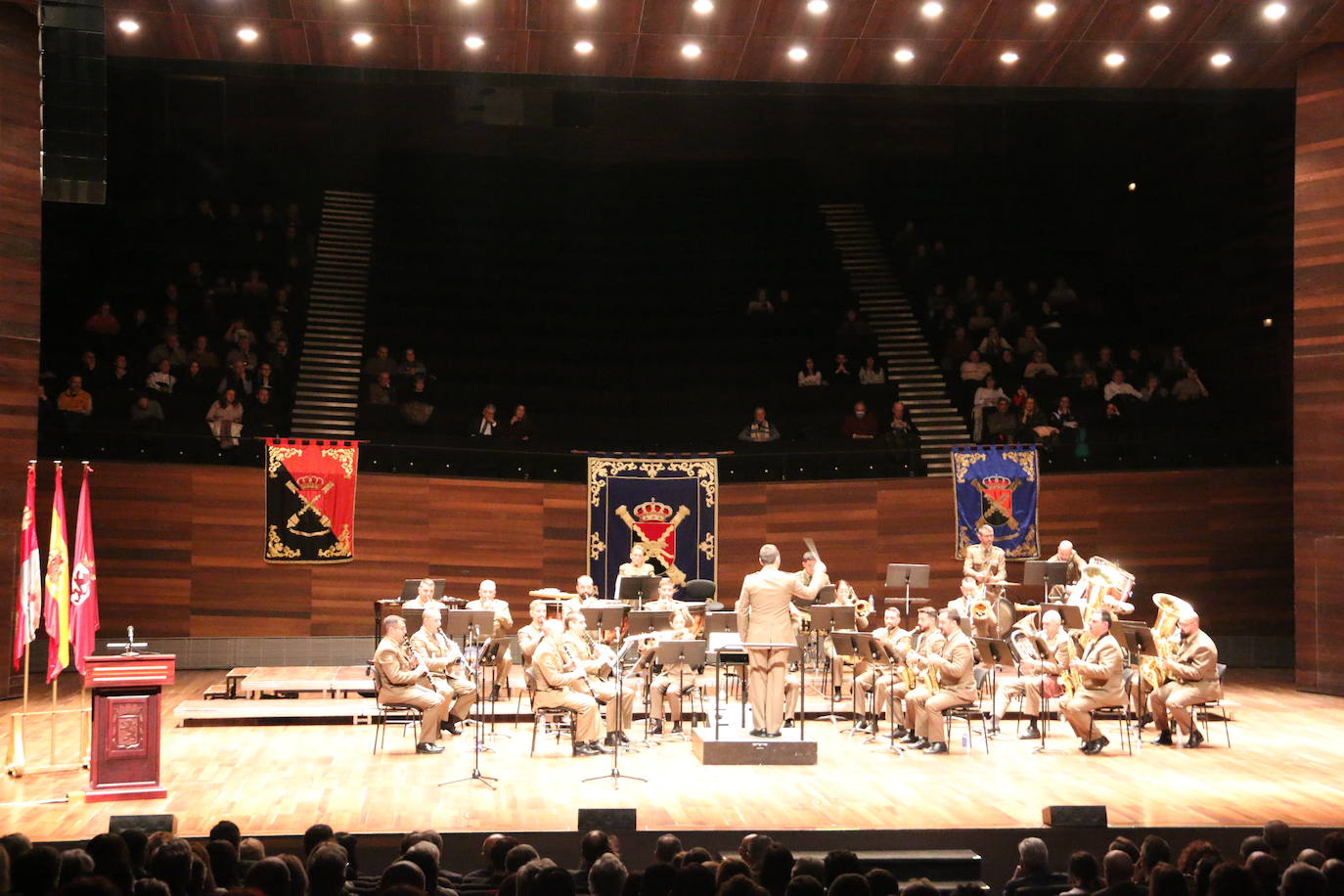 La Unidad de Música del Maca ha rendido homenaje a su patrona, este martes en el Auditorio 'Ciudad de León