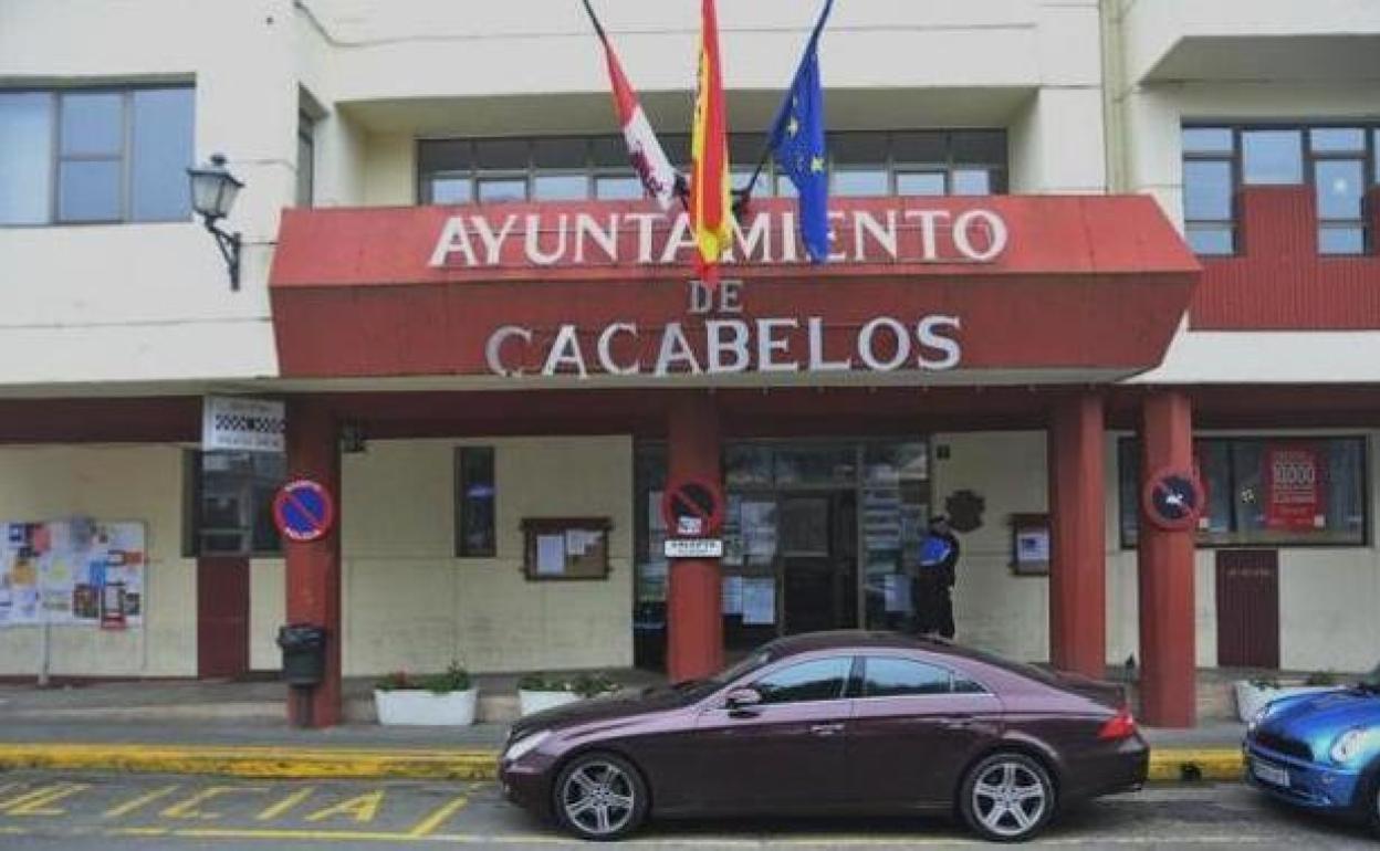 Ayuntamiento de Cacabelos.