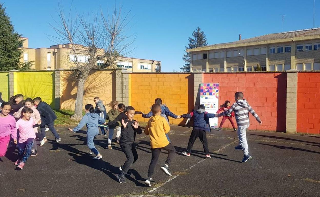 El patio del CEIP Lope de Vega es inclusivo.