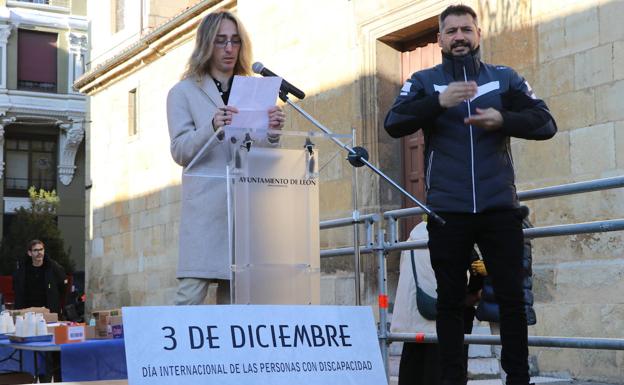 Celebración de los actos del 'Día Mundial de las Personas con Discapacidad' en León.