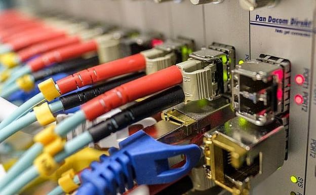 De la inversión en León para instalar la fibra en zonas rurales, 3,2 serán ayudas públicas y 2,2 de procedencia privada.