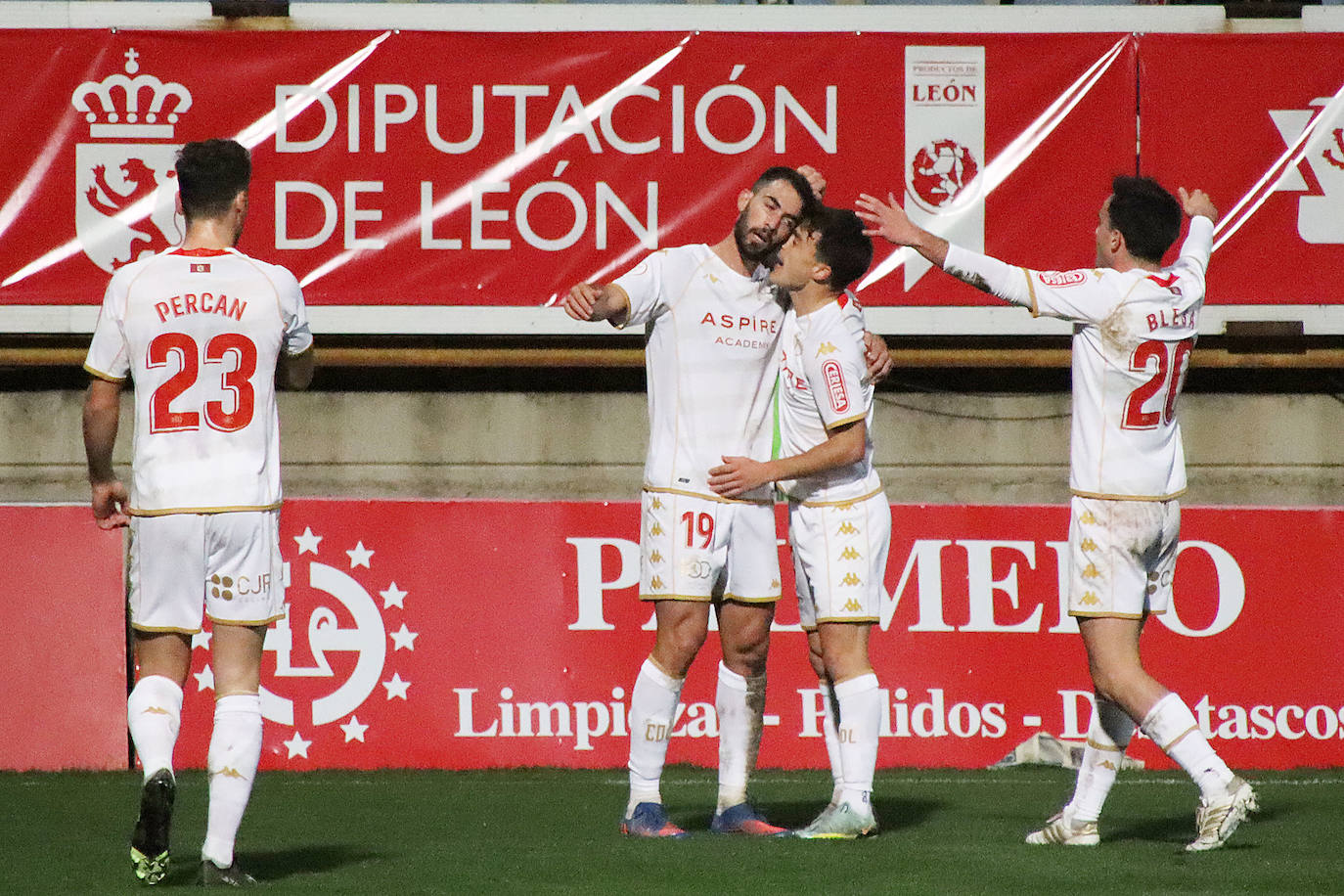 Partido correspondiente a la jornada 15 de la Primera RFEF.