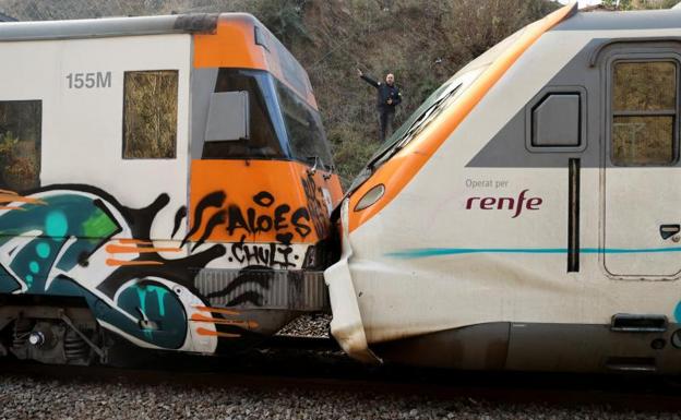 Colisión de dos trenes de la línea R4 de cercanías.