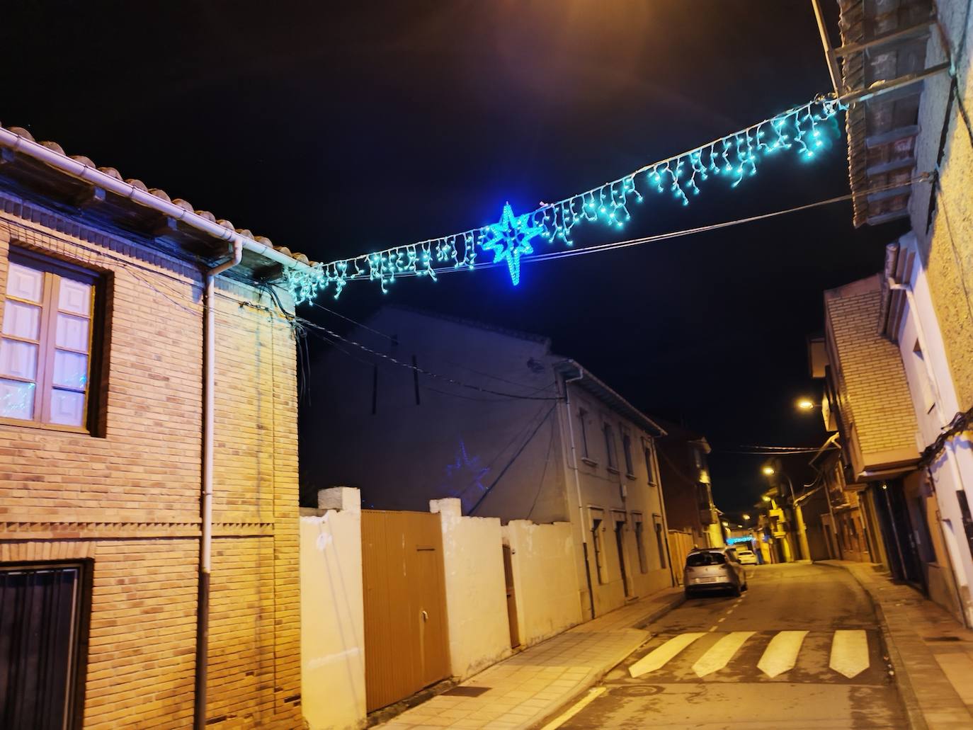 Fotos: Las luces ya iluminan Coyanza