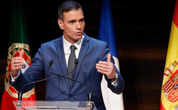 Pedro Sánchez, este viernes en Alicante, en una de sus intervenciones en la Cumbre Euromediterránea.