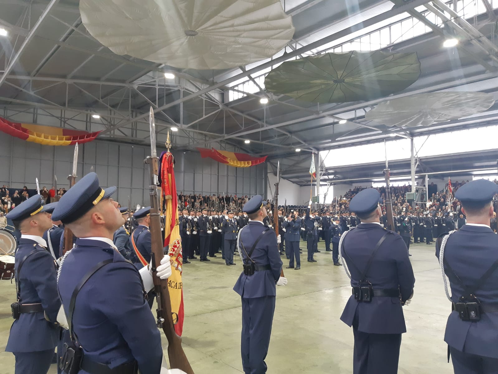 Fotos: Jura de bandera en la Academia Básica del Aire