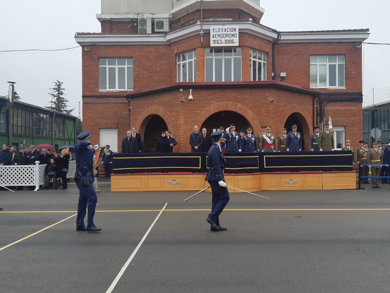 Fotos: Jura de bandera en la Academia Básica del Aire