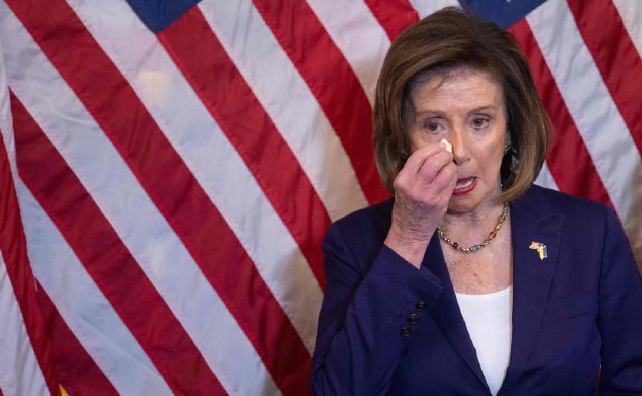 Nancy Pelosi tampoco pudo contener las lágrimas.