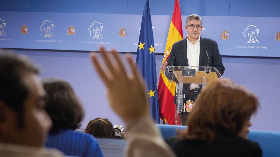 El portavoz del PSOE en el Congreso, Patxi López, el pasado 9 de diciembre, durante la presentación de las dos enmiendas a la reforma del Código Penal. 