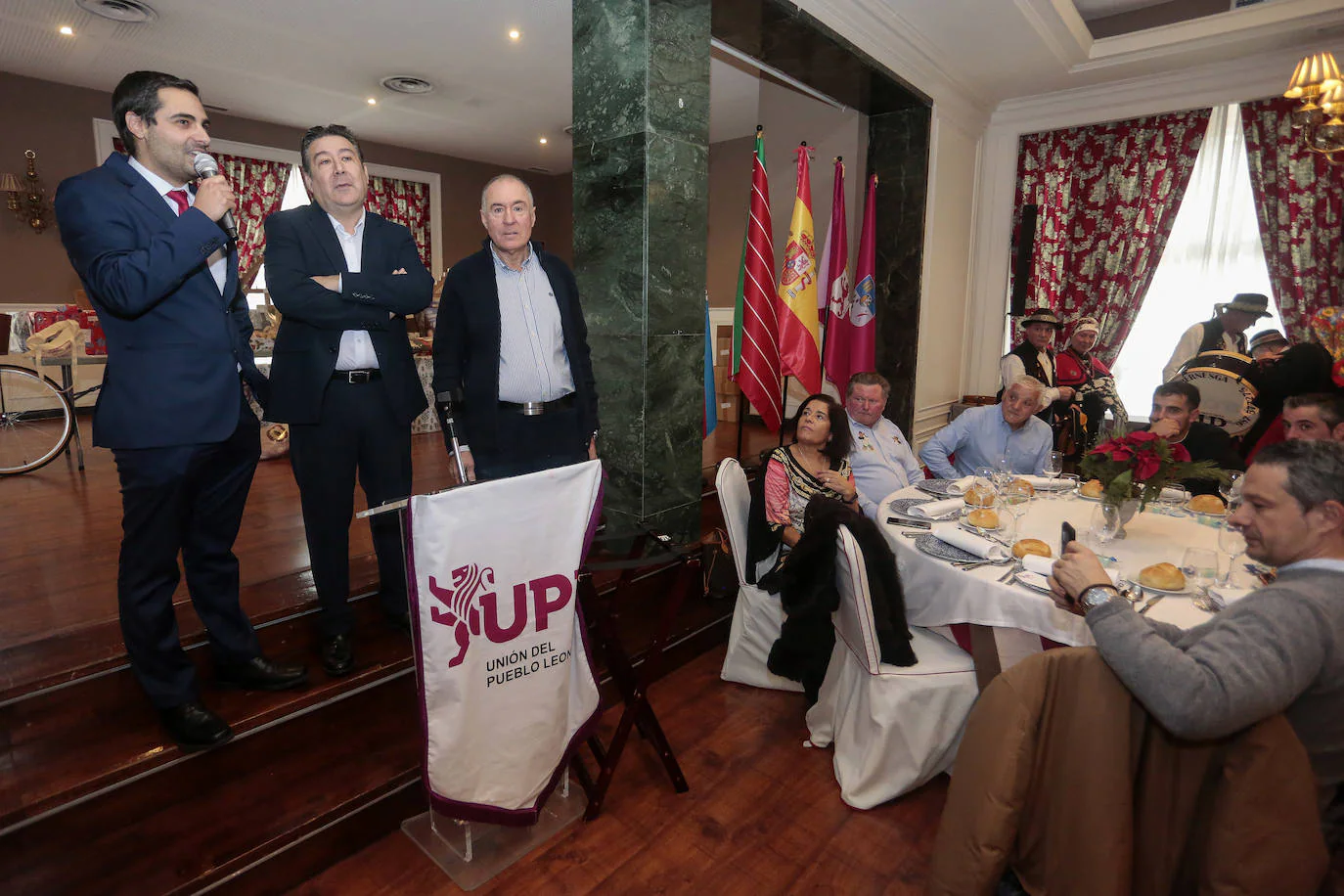 UPL encara las elecciones municipales en «el mejor momento del leonesismo»
