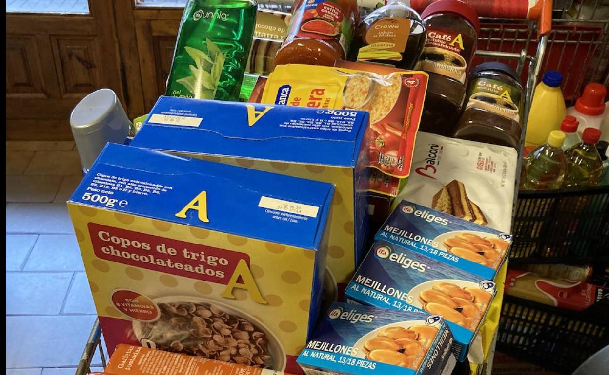 Alimentos recogidos por la Peña Culturalista de Boñar. 