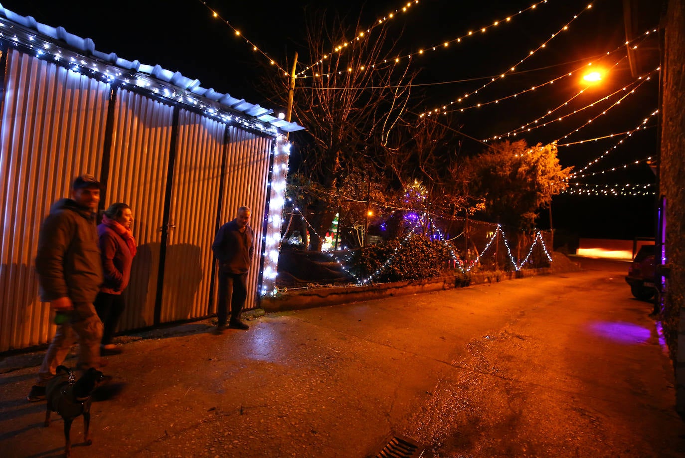 Iluminacion navideña en la localidad de San Andrés de Montejos